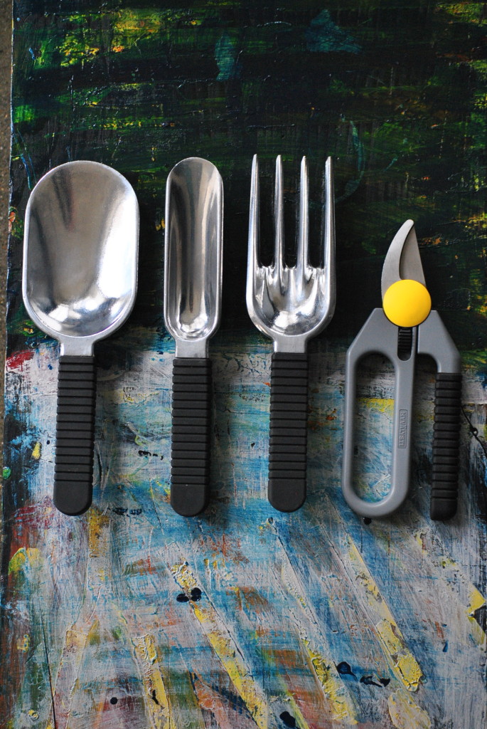 4056ee912f8128a73b96cb96956edf69